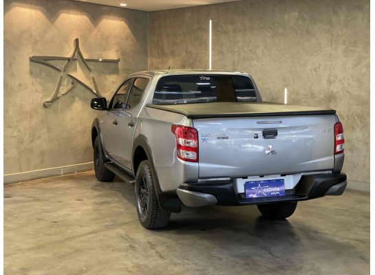 Mitsubishi L200 Triton GLS D 2021/2022