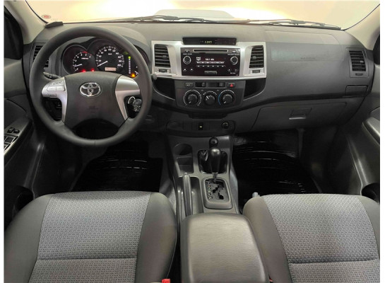 Toyota Hilux Cabine Dupla 3.0 SR 4X4 CD 16V TURBO INTERCOOLER DIESEL 4P AUTOMÁTICO 2015/2015
