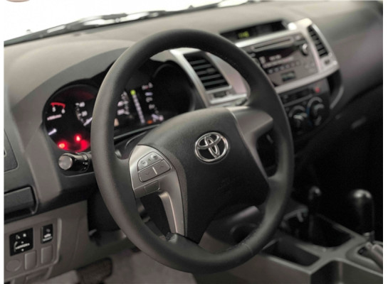 Toyota Hilux Cabine Dupla 3.0 SR 4X4 CD 16V TURBO INTERCOOLER DIESEL 4P AUTOMÁTICO 2015/2015