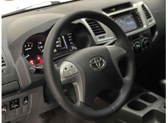 Toyota Hilux Cabine Dupla SR 4X2 FLEX - AUT 2013/2013