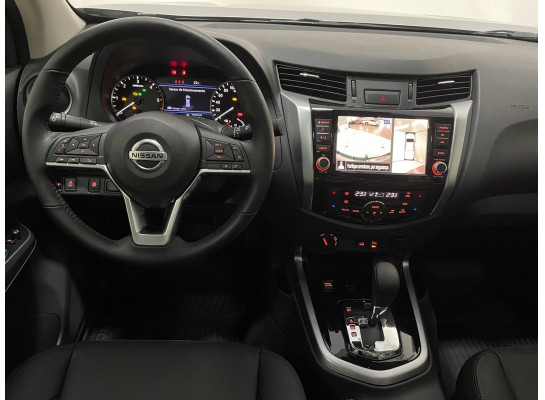Nissan Frontier Platinum 4X4 2022/2023