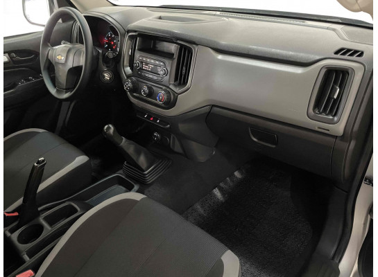 Chevrolet S10 LS 2.8 16V TURBO DIESEL CD 4X4 MANUAL 2020/2021