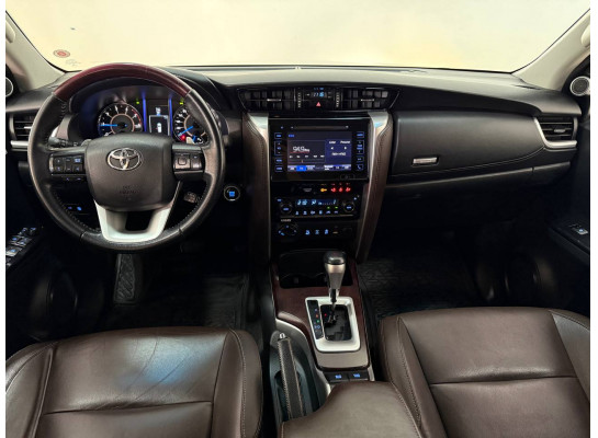Toyota SW4 SRX AT DSL 2.8 2017/2017