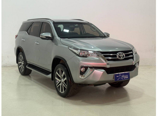 Toyota SW4 SRX AT DSL 2.8 2017/2017