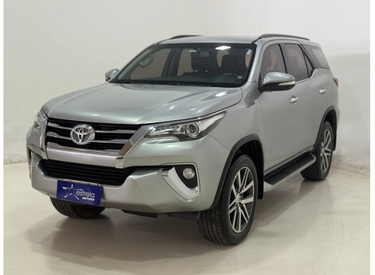 Toyota SW4 SRX AT DSL 2.8 2017/2017