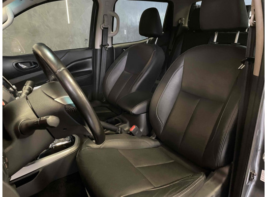 Nissan Frontier 2.3 16V TURBO DIESEL X-GEAR EDITION CD 4X4 AUTOMÁTICO 2021/2022
