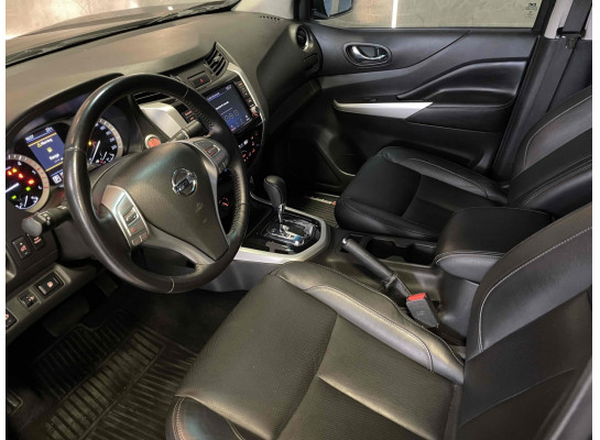 Nissan Frontier 2.3 16V TURBO DIESEL X-GEAR EDITION CD 4X4 AUTOMÁTICO 2021/2022