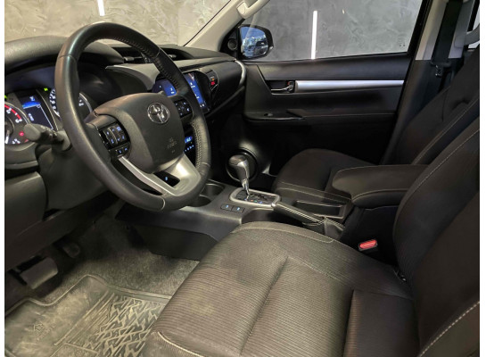 Toyota Hilux Cabine Dupla SR 2.8L DIESEL 2023/2024