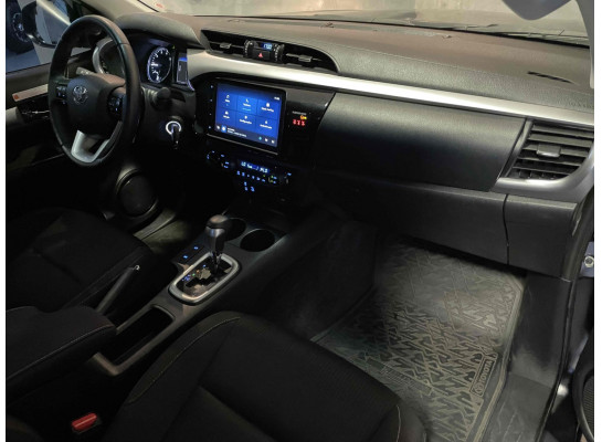 Toyota Hilux Cabine Dupla SR 2.8L DIESEL 2023/2024