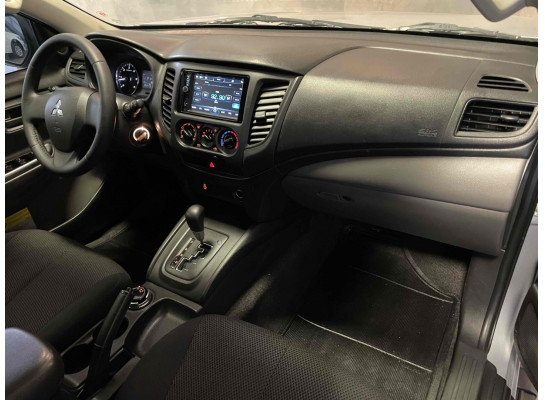 Mitsubishi L200 Triton 2.4 16V TURBO DIESEL SPORT GLS CD 4P 4X4 AUTOMÁTICO 2022/2023