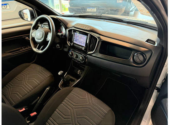 FIAT Strada VOLCANO CD 1.3 2024/2025