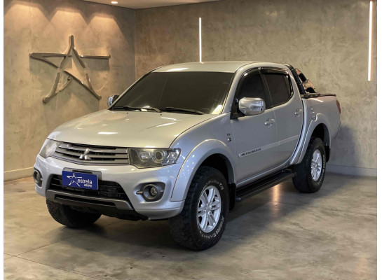Mitsubishi L200 Triton HPE 3.2 CD TB Int.Diesel Aut 2014/2015