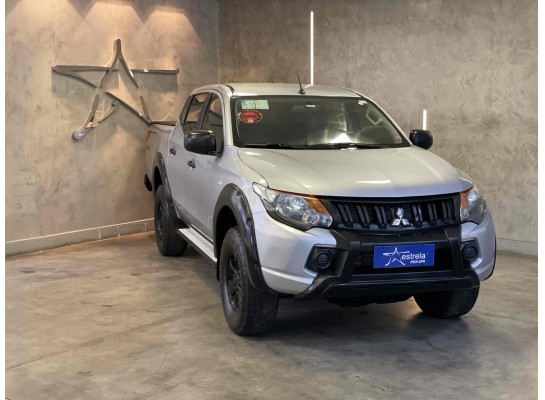 Mitsubishi L200 Triton GLX D 2021/2022