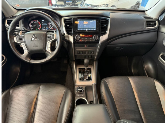 Mitsubishi L200 Triton 2.4 16V TURBO DIESEL SPORT HPE-S CD 4P 4X4 AUTOMÁTICO 2021/2022