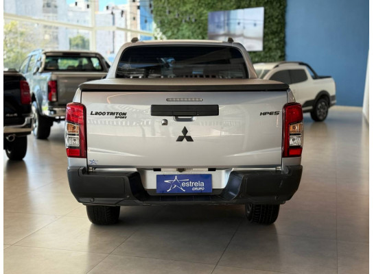 Mitsubishi L200 Triton 2.4 16V TURBO DIESEL SPORT HPE-S CD 4P 4X4 AUTOMÁTICO 2021/2022
