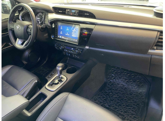 Toyota Hilux Cabine Dupla 2.8 D-4D TURBO DIESEL CD SRX PLUS 4X4 AUTOMÁTICO 2024/2024