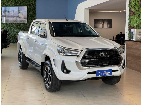 Toyota Hilux Cabine Dupla 2.8 D-4D TURBO DIESEL CD SRX PLUS 4X4 AUTOMÁTICO 2024/2024