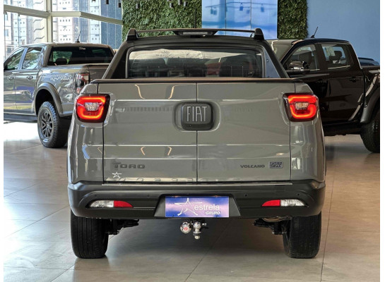 FIAT Toro 1.3 TURBO 270 FLEX VOLCANO AT6 2023/2024