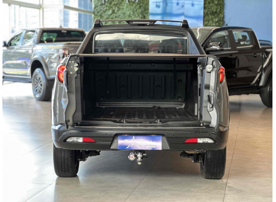 FIAT Toro 1.3 TURBO 270 FLEX VOLCANO AT6 2023/2024
