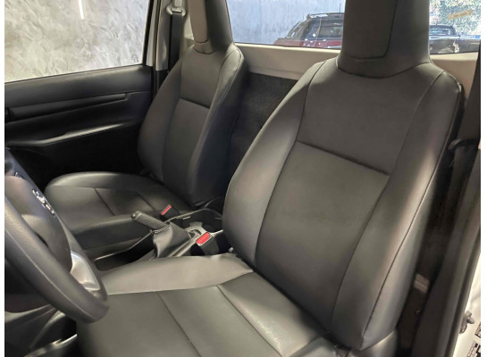 Toyota Hilux Cabine Dupla 2.8 D-4D TURBO DIESEL CS 4X4 MANUAL 2025/2025