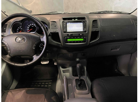 Toyota Hilux Cabine Dupla SRV 3.0 4X4 TDI CD AUT. 2009/2010