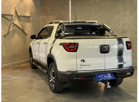 FIAT Toro VOLCANO 2.4 AT9 2019/2020