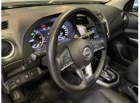 Nissan Frontier Platinum 4X4 2024/2025