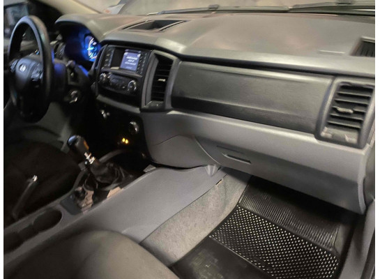 Ford Ranger XLS 2.2 Diesel 4X4 MT 2017/2018