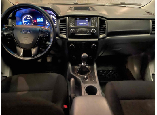 Ford Ranger XLS 2.2 Diesel 4X4 MT 2017/2018