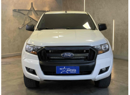 Ford Ranger XLS 2.2 Diesel 4X4 MT 2017/2018