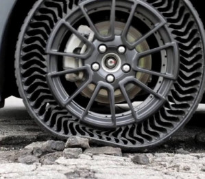 Como funciona o pneu à prova de furos que substitui o ar por vidro