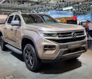 Nova geração da VW Amarok parece versão de luxo da Ford Ranger